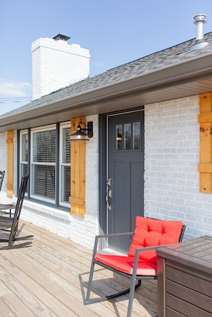 Terrace/patio - Spacious Relaxing Nashville Home (Nashville)