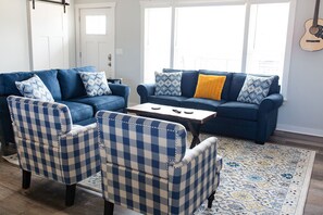 Smart TV - Spacious Relaxing Nashville Home (Nashville)