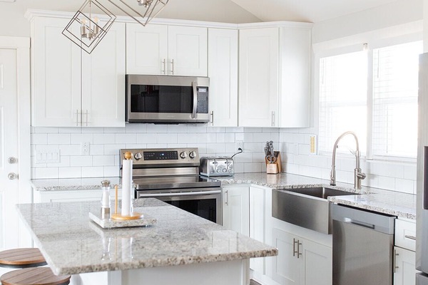 Microonde, forno, piano cottura, lavastoviglie