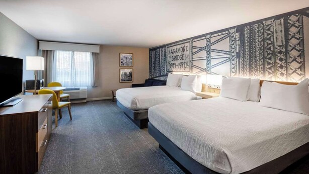 Room - Aiden By Best Western Cape Cod - West Yarmouth (West Yarmouth)
