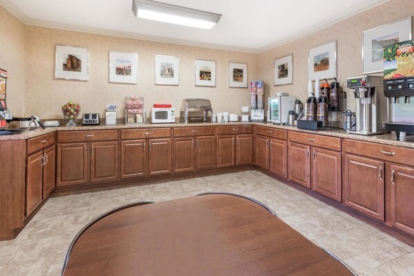 Dining - Super 8 by Wyndham Georgetown (Georgetown)