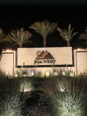 Welcome to PGA WEST, where golf enthusiasts can tee off amidst scenic mountain views.