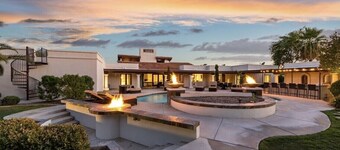 7 Bed/4.5 Bath - Luxury Estate - W/ 2 Guest Houses!