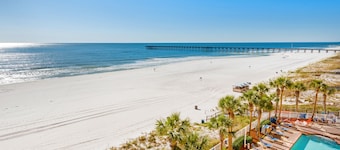 Labor Day: Oceanfront Condo, Large Balcony, Amazing Views!