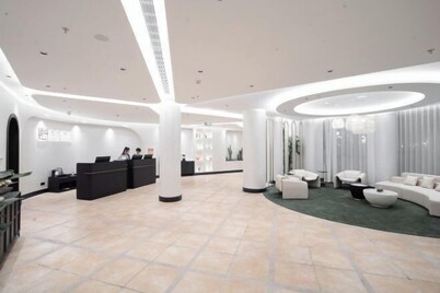 New Good Hotel