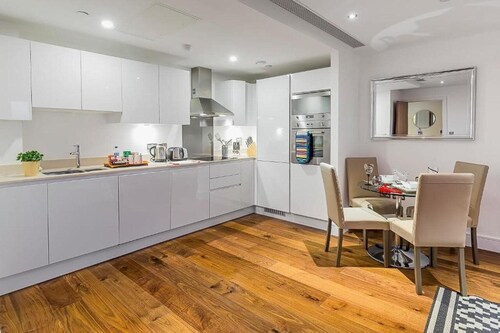 Clover Court By Q Apartments