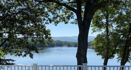 Lakefront Retreat on Robinson Pond - Stunning Sunrise