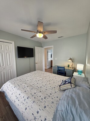 1 chambre, bureau, fer et planche à repasser, Wi-Fi