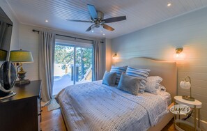 5 bedrooms, WiFi, bed sheets