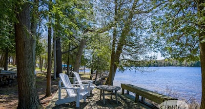 5 bedroom, 2 bath, Eilean Gowan Island, Lake Muskoka! Minutes to Bracebridge!