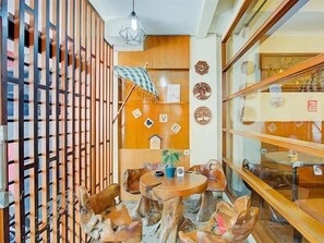 Dining - OYO 4011 58 Guesthouse (South Tangerang)