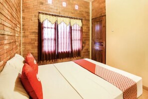 Room - OYO 3396 Sun Garden Resort (Karanganyar)