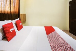 Room - OYO 3396 Sun Garden Resort (Karanganyar)