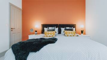 Townhome | 3 bedrooms, individually decorated, individually furnished