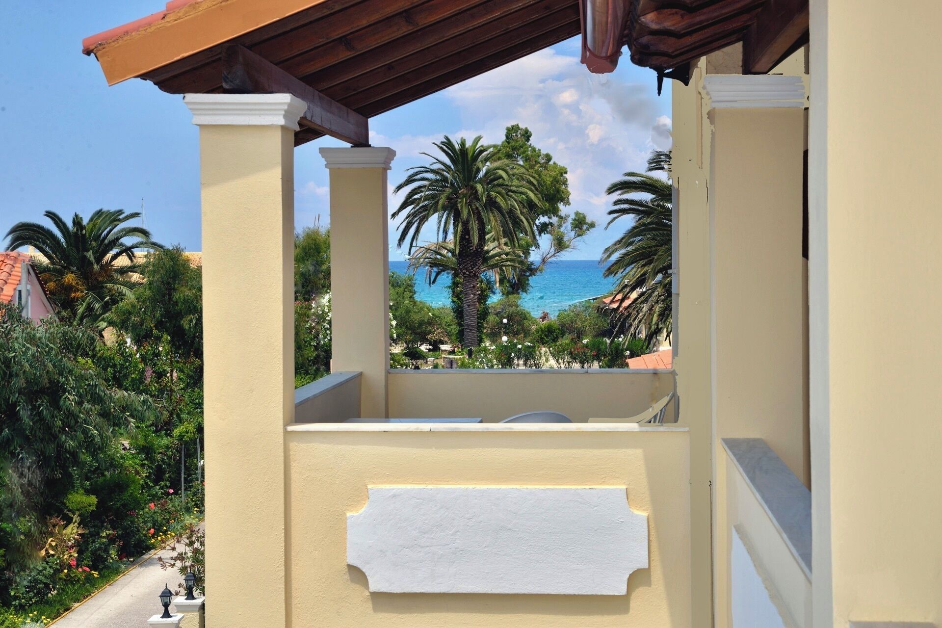 Just 150 m from the beach and 550 m from the resort center of Acharavi