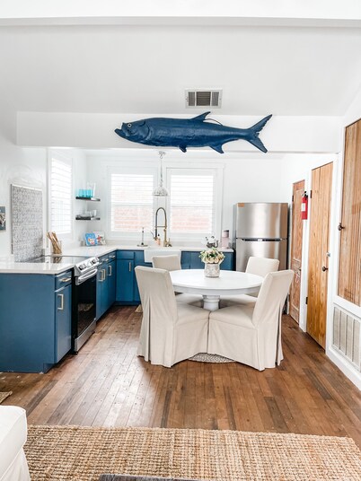 Dune Our Thing - Private Beach Cottage in heart of Old Town with Heated Pool