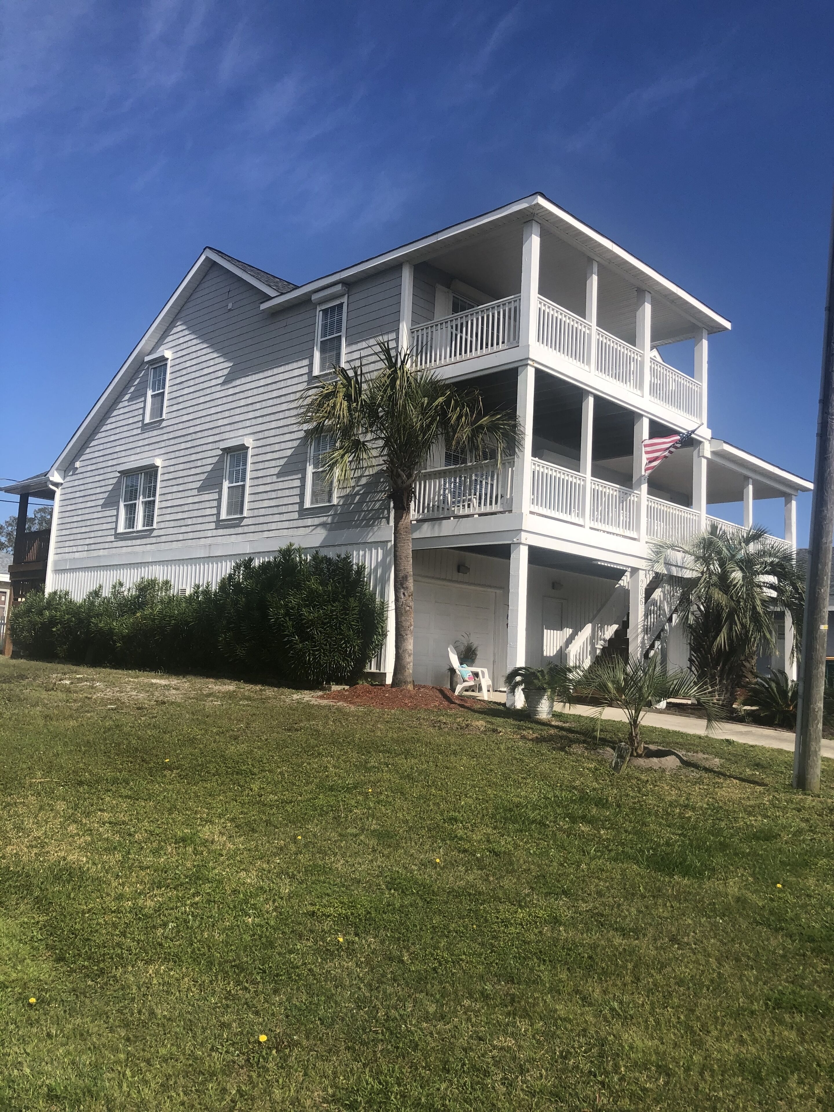 5 min walk to all Kure attractions Ocean🏖️, pier & oceanfront Pavilion