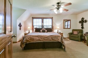 4 Schlafzimmer, Bügeleisen/Bügelbrett, Reisekinderbett, WLAN