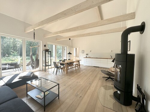 THE FOREST - House in the forest with garden sauna near Hamburg