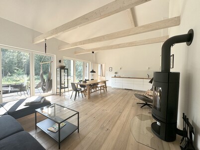 THE FOREST - House in the forest with garden sauna near Hamburg