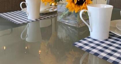 YoBee! Heart of Yosemite. Cozy View Studio. Reservations + Free Breakfast ~U3