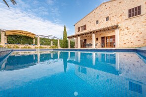 Pool - Sa Bassa des Castellet - Es Llombards (Es Llombards)
