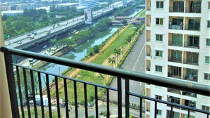 Gambar tidak terklasifikasi, 3 dari 35, tombol