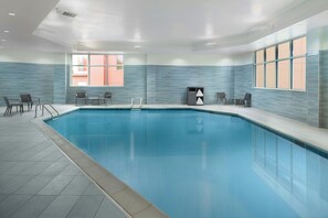 Indoor pool - Courtyard® by Marriott® Atlanta Dunwoody (Atlanta)