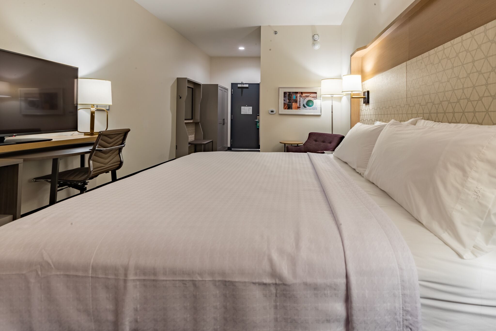 Premium bedding, memory foam beds, individually furnished, desk