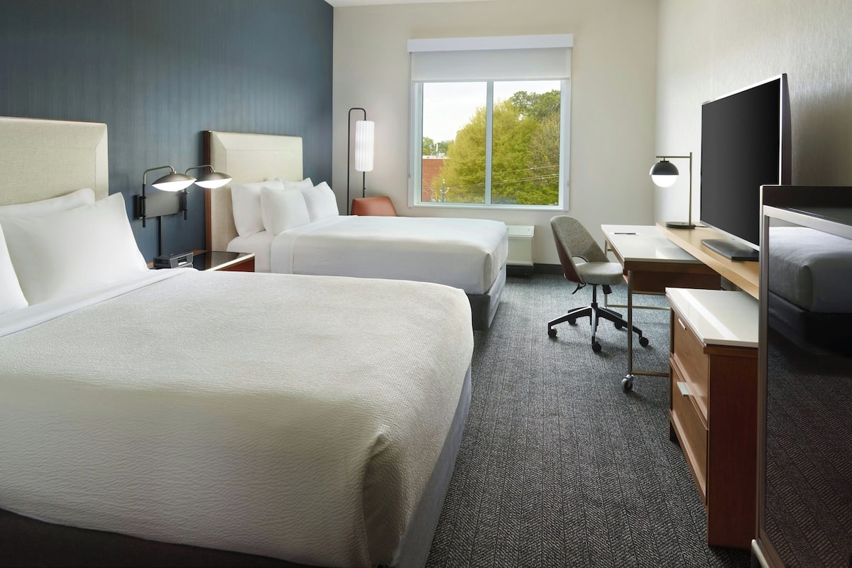 1 bedroom, premium bedding, memory-foam beds, individually furnished
