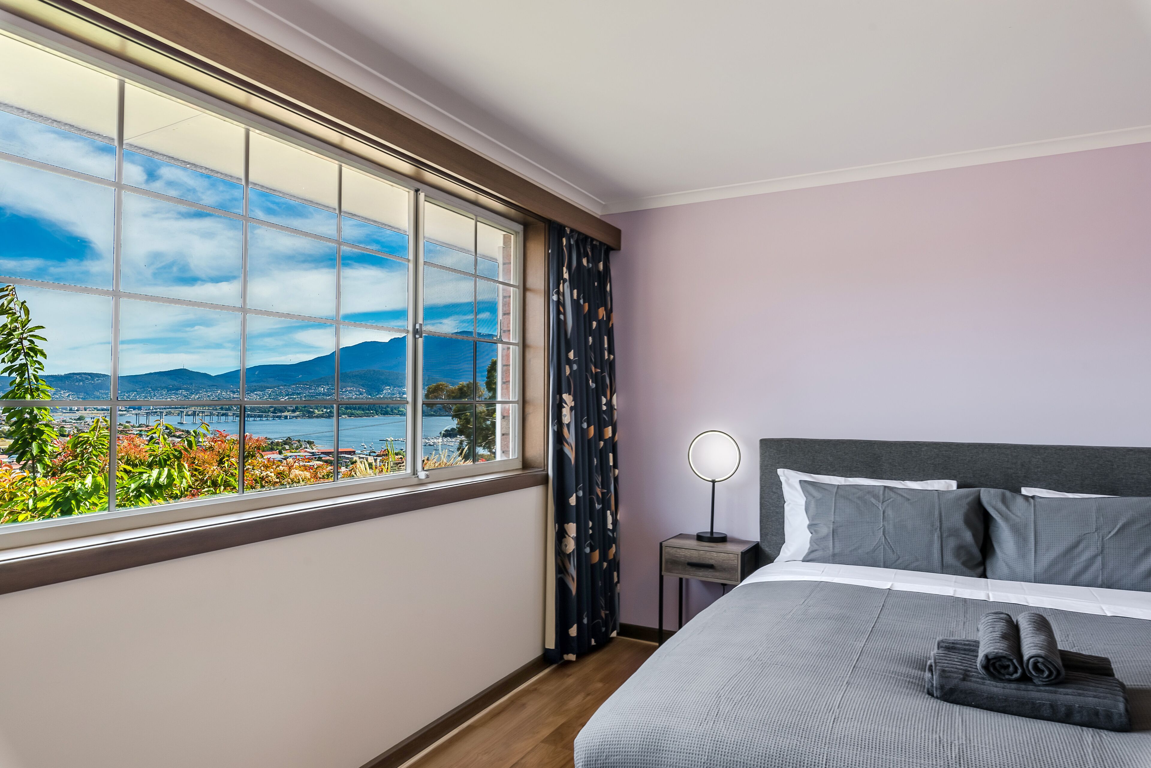 Water/Bridge view; FAMILY is what this house is all about; 10 mins drive to city — image 9