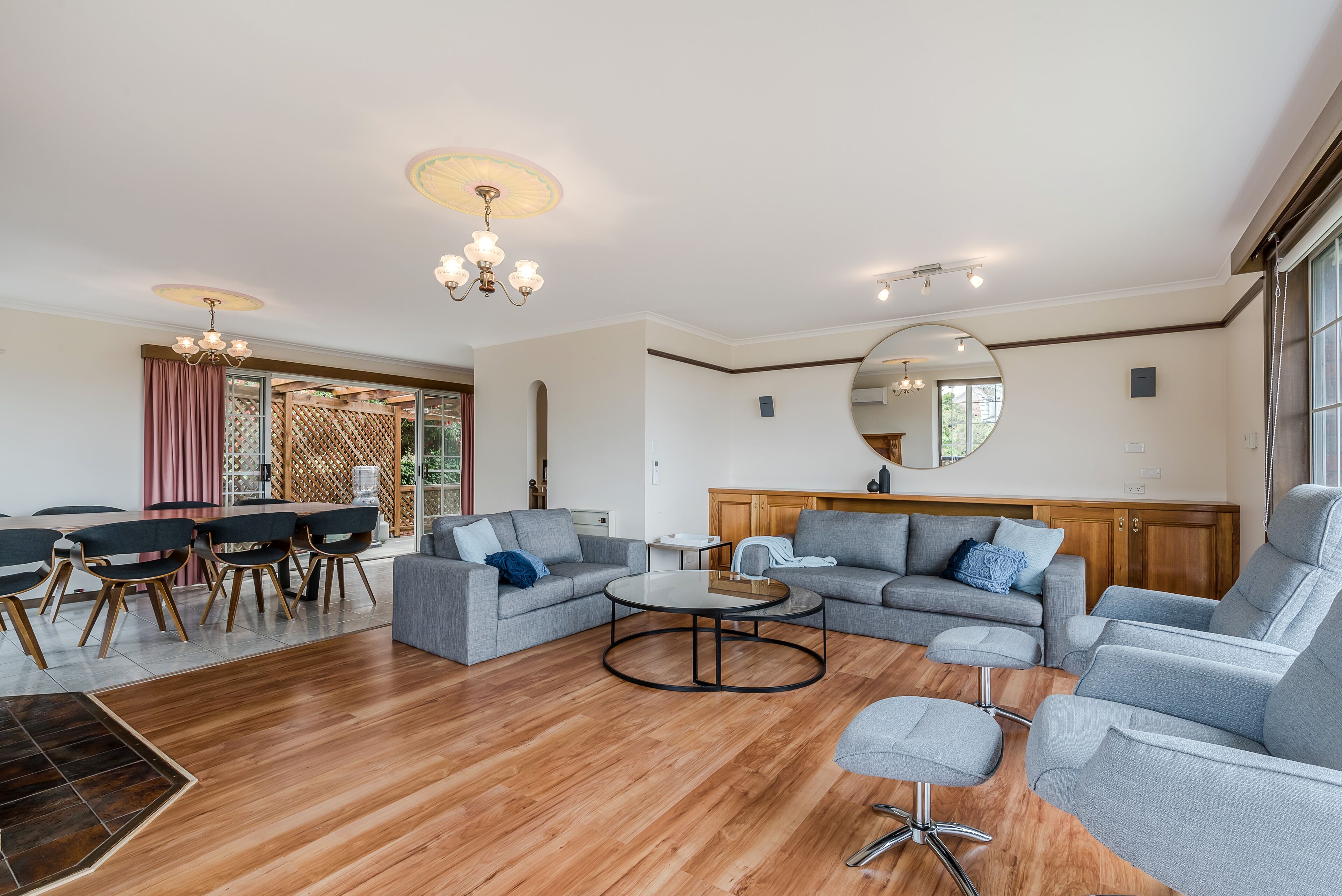 Water/Bridge view; FAMILY is what this house is all about; 10 mins drive to city — image 12