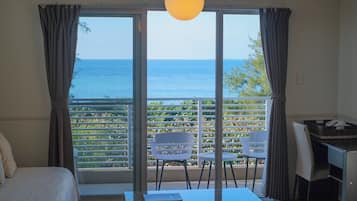 2 camere, con stile personalizzato, con arredamento individuale