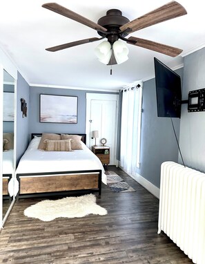 2 Schlafzimmer, Schreibtisch, WLAN, Bettwäsche