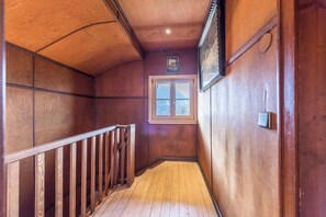 Interior - Family-Friendly Vacation Home "Löweneck" with Garden & Wi-Fi (Bayrischzell)