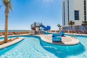 Innenpool, beheizter Pool