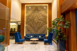Sala de estar en el lobby