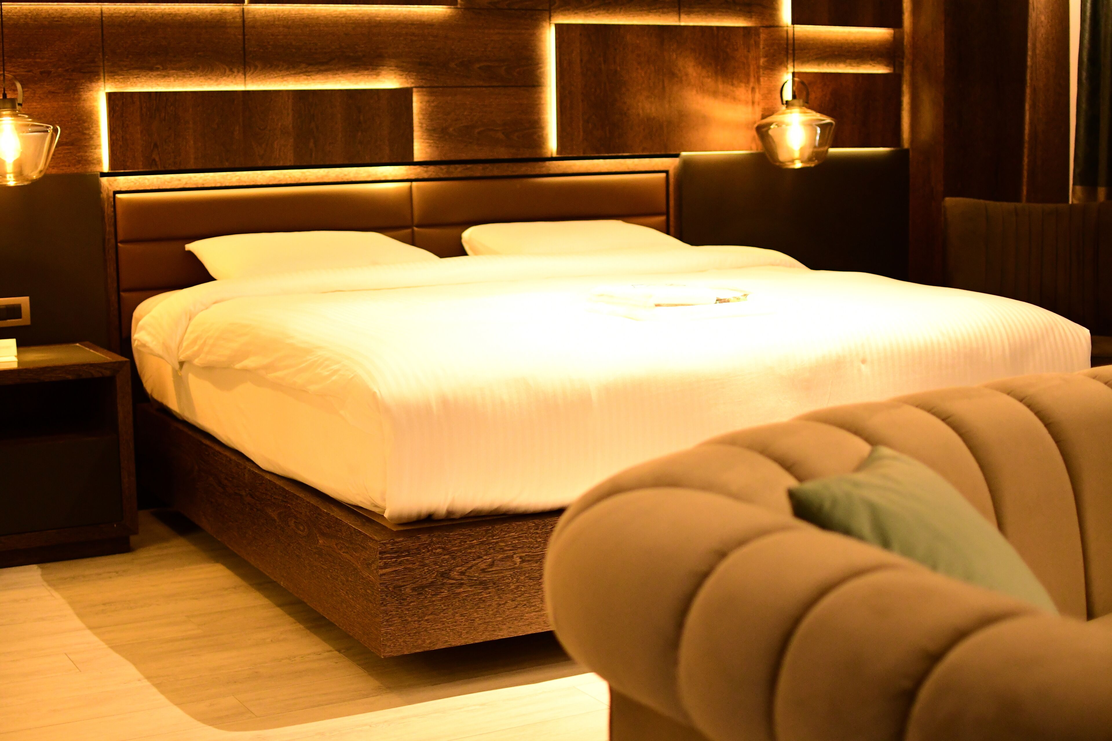 executive room | 1 bedroom, hypo-allergenic bedding, minibar, in-room safe