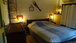 2 Schlafzimmer, Bügeleisen/Bügelbrett, Reisekinderbett, kostenloses WLAN