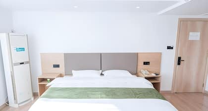 Greentree Inn Rizhao University City Express Hotel