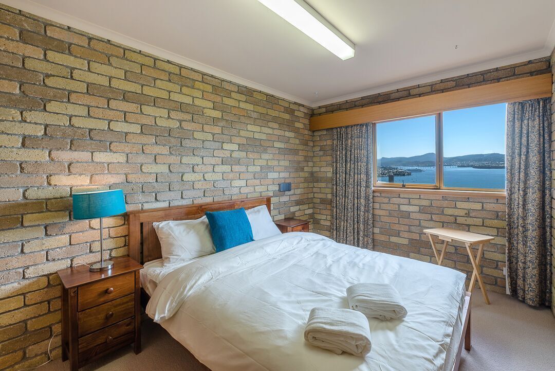 Million Dollar View Day and Night - for big family or few families together — image 25