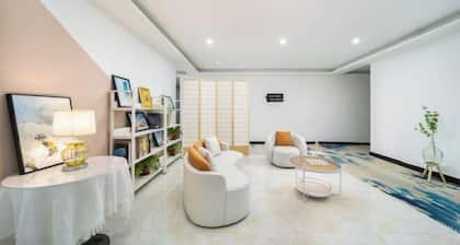 Shell Hotel (Haikou hospital Hainan University store)