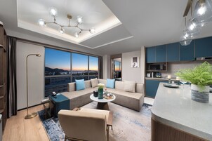 Deluxe Apartment, 2 Bedrooms, Lake View | Down comforters, desk, laptop workspace, iron/ironing board