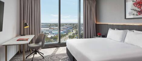 1 bedroom, premium bedding, pillow-top beds, in-room safe