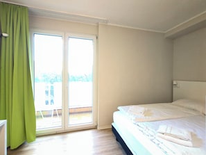 Double Room, Balcony | Desk, blackout drapes, cribs/infant beds, free WiFi - Bendorf Hotel by Belvilla (Bendorf)