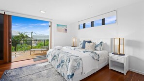 3 bedrooms, free WiFi - Sea Bliss- 3Bed home with ocean views (KINGSCLIFF)