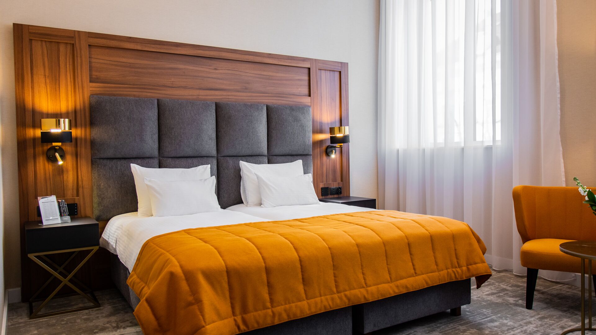 In-room safe, desk, laptop workspace, soundproofing