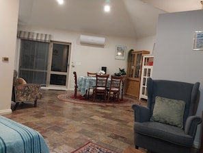 Interior - Sweet Holiday Home by the Golf Course (Nicholls)