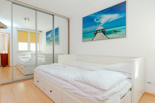 经典公寓 | 1 多间卧室、特色装修、特色家居、笔记本电脑工作区