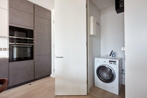 Lobby - Sonder at Britain Quay (Dublin)